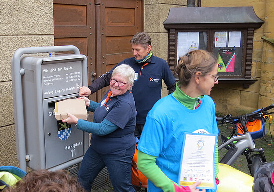 Unterschriften Übergabe